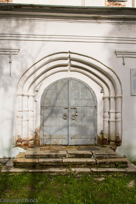 Antonius-Kloster am Wolchow,Portal der Mariä-Geburts-Kirche(erbaut 1117)
