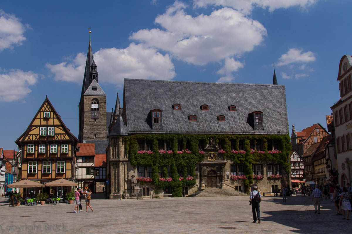 Rathaus und Markt